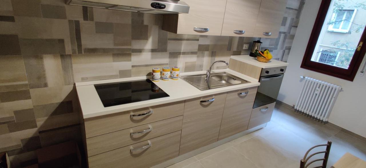 House Of Anna - Full Comfort - Fino A 6 Ospiti Bologna Bagian luar foto