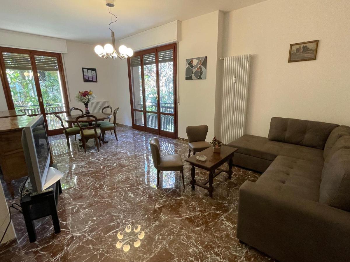 House Of Anna - Full Comfort - Fino A 6 Ospiti Bologna Bagian luar foto